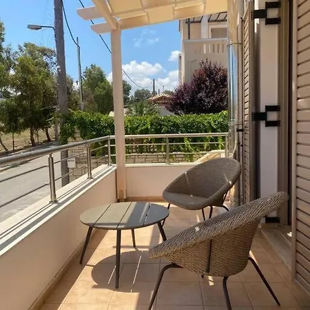Gagra - With Private Pool, Air Con And Heating *
